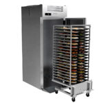 https://donbar.es/wp-content/uploads/2019/05/Armario-Refrigeracion-para-Carros-GN-2-1-Acero-Inoxidable-1-Puerta-Opaca-1224-Litros-Gama-RIC-876x1090x2414h-mm-RIC1P-InEfricSo.jpg
