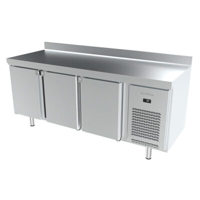 https://donbar.es/wp-content/uploads/2019/05/Mesa-Refrigerada-GN-1-1-Acero-Inoxidable-3-Puertas-3-Estantes-465-Litros-Gama-IM-700-1960x700x850h-mm-IM703P-Infrico.jpg