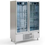 https://donbar.es/wp-content/uploads/2019/06/Armario-Expositor-de-Refrigeracion-Acero-Inoxidable-2-Puertas-de-Cristal-6-Estantes-1070-Litros-Gama-IAN-1000-1387x712x2060h-mm-IAN1002CR-Infrico.jpg