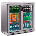 https://donbar.es/wp-content/uploads/2021/02/Armario-Expositor-Refrigerado-Acero-Inoxidable-2-Puertas-de-Cristal-2-Estantes-220-Litros-Gama-ERV-900x510x920h-mm-ERV-25-II-Infrico.jpg