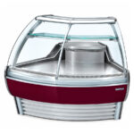https://donbar.es/wp-content/uploads/2024/09/Vitrina-Expositora-Refrigerada-Angulo-90o-Carniceria-y-Charcuteria-con-Reserva-Cristal-Curvo-Frio-Ventilado-1-Estante-Gama-Barcelona-1887x1150x1290h-mm-VBC-90-AC-RU-INFRICO.jpg