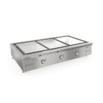 https://donbar.es/wp-content/uploads/2024/12/Plancha-Electrica-Sobremesa-3-Placa-Lisa-Acero-Inoxidable-Cromo-Duro-1300x700x275h-mm-PLF-3-MIRROR.jpg