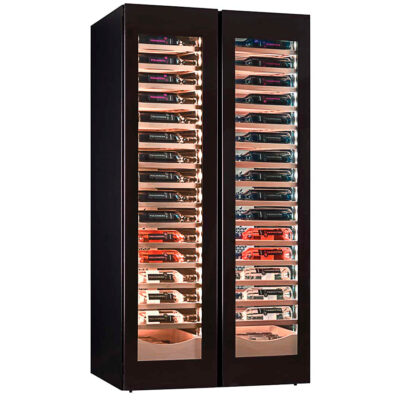 https://donbar.es/wp-content/uploads/2025/05/Armario-Refrigerado-para-Vinos-2-Puertas-de-Cristal-770-Litros-224-Botellas-15-Estantes-920x690x1800h-mm-KSW-224-2TB-Horekus.jpg