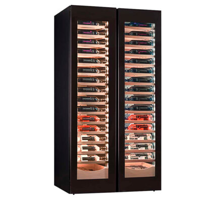 https://donbar.es/wp-content/uploads/2025/05/Armario-Refrigerado-para-Vinos-Doble-Temperatura-2-Puertas-de-Cristal-770-Litros-210-Botellas-14-Estantes-920x690x1800h-mm-KSW-224-4TB-Horekus.jpg