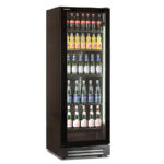 https://donbar.es/wp-content/uploads/2025/06/Armario-Expositor-Refrigerado-Vertical-Premium-1-Puerta-de-Cristal-5-Estantes-274-Litros-600x651x1861h-mm-KICOOL-401G-SZ-B-Horekus.jpg