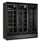 https://donbar.es/wp-content/uploads/2025/07/Armario-Expositor-de-Congelacion-Blanco-3-Puertas-de-Cristal-1450-Litros-5-Estantes-1880x760x1997h-mm-KMR-188-N-W-Horekus.jpg