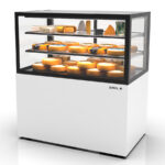 Vitrina Expositora Refrigerada con Control de Humedad para Pastelería Integra con Base Cristal Recto 2 Estantes 1000x600x1100h mm IN100/50-110H Sayl