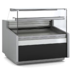 https://donbar.es/wp-content/uploads/2025/11/Vitrina-Expositora-Refrigerada-con-Reserva-para-Carniceria-y-Charcuteria-Cristal-Recto-Evaporador-Estatico-Serie-JUNIPER-VE-9-RC-1265x960x1235h-mm-VE-9-13-RC-DocrilucC.jpg