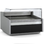 https://donbar.es/wp-content/uploads/2025/11/Vitrina-Expositora-Refrigerada-con-Reserva-para-Carniceria-y-Charcuteria-Cristal-Recto-Evaporador-Estatico-Serie-JUNIPER-VE-9-RCB-1505x960x1150h-mm-VE-9-15-RCB-Docriluc.jpg