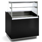 https://donbar.es/wp-content/uploads/2025/11/Vitrina-Expositora-Refrigerada-con-Reserva-para-Carniceria-y-Charcuteria-Cristal-Recto-Evaporador-Ventilado-Serie-VALORIAN-VEGPC-10-1025x1000x1290h-mm-VEGPC-10-10-TF-Docriluc.jpg