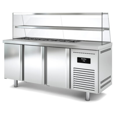 https://donbar.es/wp-content/uploads/2025/12/Mesa-Refrigerada-para-Ingredientes-7-Cubetas-GN-1-3-3-Puertas-Opacas-3-Estantes-399-Litros-Serie-ARGENTUM-1795x700x890h-mm-MDK70-180-Docriluc.jpg