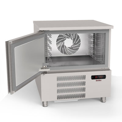 https://donbar.es/wp-content/uploads/2026/01/Abatidor-de-Temperatura-3-Bandejas-GN-1-1-40-Serie-DA-715x700x520h-mm-DA3N-S-Docrilucp.jpg