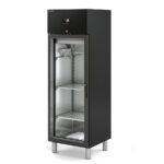https://donbar.es/wp-content/uploads/2026/01/Armario-de-Maduracion-de-Carne-Negro-1-Puerta-de-Cristal-320-Litros-2-Estantes-Serie-VANTA-600x650x1900h-mm-DDA-400-NI-DocrilucF.jpg