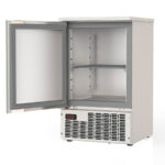 https://donbar.es/wp-content/uploads/2026/02/Escarchador-de-Copas-Acero-Inoxidable-1-Puerta-Opaca-85-Litros-1-Estante-Serie-DE-510x505x850h-mm-DEC-85-Docriluc.jpg