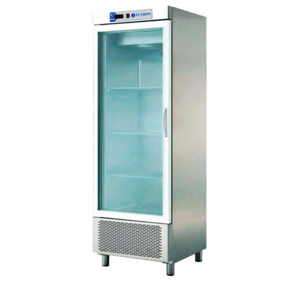 https://donbar.es/wp-content/uploads/2026/03/Armario-Expositor-de-Refrigeracion-Acero-Inoxidable-1-Puerta-de-Cristal-3-Estantes-600-Litros-Gama-SNACK-693x728x2067h-mm-ARS-601-PC-EUTRON.jpg