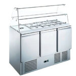 https://donbar.es/wp-content/uploads/2026/03/Mesa-Refrigerada-para-Ingredientes-GN-1-3-x-4-GN-1-2-x-1-3-Puertas-Opacas-3-Estantes-400-Litros-1365x700x1295h-mm-GFX62-GASFRIT.jpg