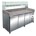 https://donbar.es/wp-content/uploads/2026/03/Mesa-Refrigerada-para-Pizza-GN-1-3-x-10-3-Puertas-Opacas-3-Estantes-645-Litros-2025x800x1000h-mm-GF060GF066-GASFRIT.jpg