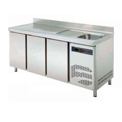 https://donbar.es/wp-content/uploads/2026/04/Mesa-Refrigerada-Acero-Inoxidable-3-Puertas-3-Estantes-390-Litros-Gama-600-2017x600x850h-mm-TRS-200-EUTRON.jpg