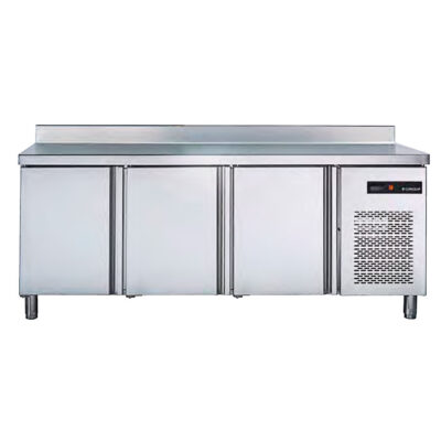 Mesa Refrigerada Acero Inoxidable 3 Puertas Opacas 6 Estantes 2017x600x850h mm MR20003 Corequip