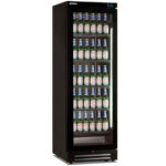 https://donbar.es/wp-content/uploads/2026/06/Armario-Expositor-Refrigerado-Negro-1-Puerta-de-Cristal-5-Estantes-88-Botellas-1L-114-Botellas-75cl-Gama-SLIM-600x651x1861h-mm-RV360-Infrico.jpg