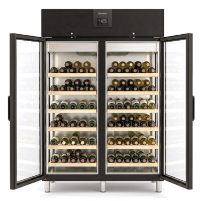 https://donbar.es/wp-content/uploads/2026/09/Armario-Expositor-Refrigerado-para-Vinos-en-Negro-2-Puertas-de-Cristal-12-Estantes-120-Botellas-1404-Litros-Gama-TERROIR-CAGW-1370x860x2130h-mm-CAGW-140-2-Docriluc.jpg