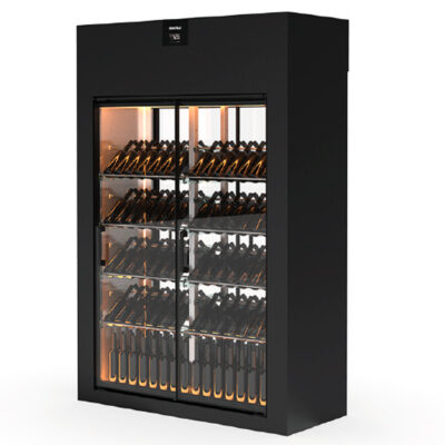 https://donbar.es/wp-content/uploads/2026/09/Armario-Expositor-Refrigerado-para-Vinos-en-Negro-2-Puertas-de-Cristal-1520x640x2300h-mm-DVN-23-2P-PT-Docriluc.jpg