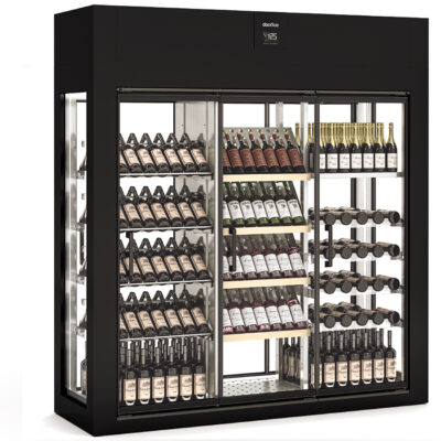 https://donbar.es/wp-content/uploads/2026/09/Armario-Expositor-Refrigerado-para-Vinos-en-Negro-3-Puertas-de-Cristal-2140x640x2300h-mm-VN23-3P-rDocriluc.jpg