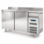 https://donbar.es/wp-content/uploads/2026/09/Frente-Mostrador-Refrigerado-Acero-Inoxidable-2-Puertas-Opacas-4-Estantes-325-Litros-Gama-ERFS-1495x600x1040h-mm-ERFS-150-Docyriluc.jpg