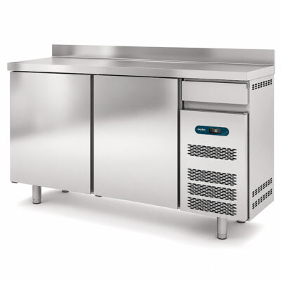 https://donbar.es/wp-content/uploads/2026/09/Frente-Mostrador-Refrigerado-Acero-Inoxidable-2-Puertas-Opacas-4-Estantes-325-Litros-Gama-ERFS-1495x600x1040h-mm-ERFS-150-Docyriluc.jpg