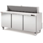 Mesa-Refrigerada-para-Preparación-Acero-Inoxidable-18-Cubetas-GN1-6--100---3-Puertas-Opacas-6-Estantes-500-Litros-Gama-US-RANGE-DSDT-1837x805x1175h-mm-DSDT-72-18-Docriluc